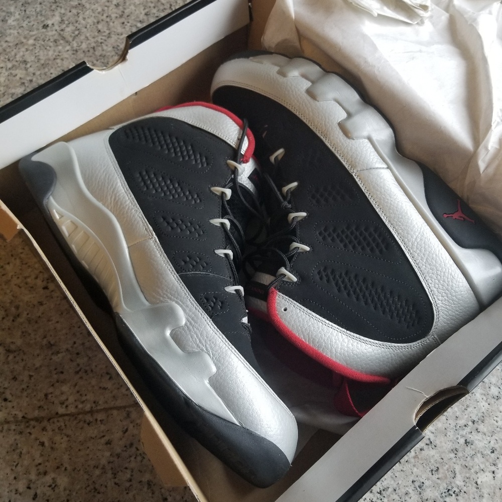 RARE Jordan kilroy size 15